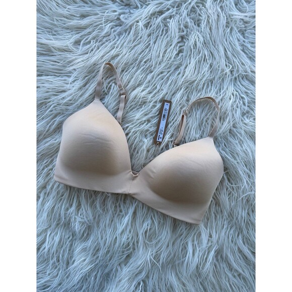 Skims Wireless Form T-shirt Bra Sand Size 34D - Picture 4 of 8